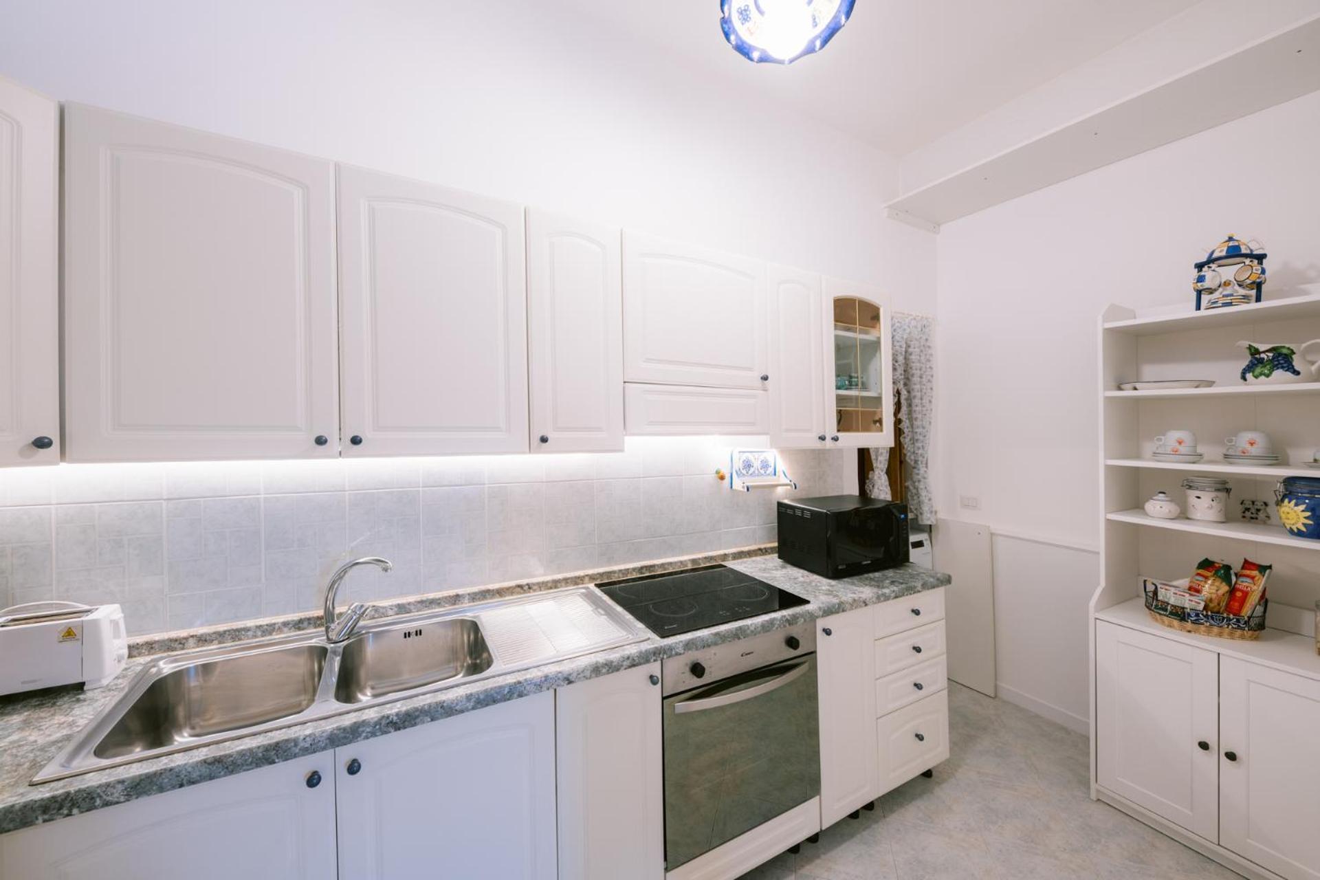 Infinity Experience Casa Vacanza Incantevole Con Terrazzo Scala Exterior photo